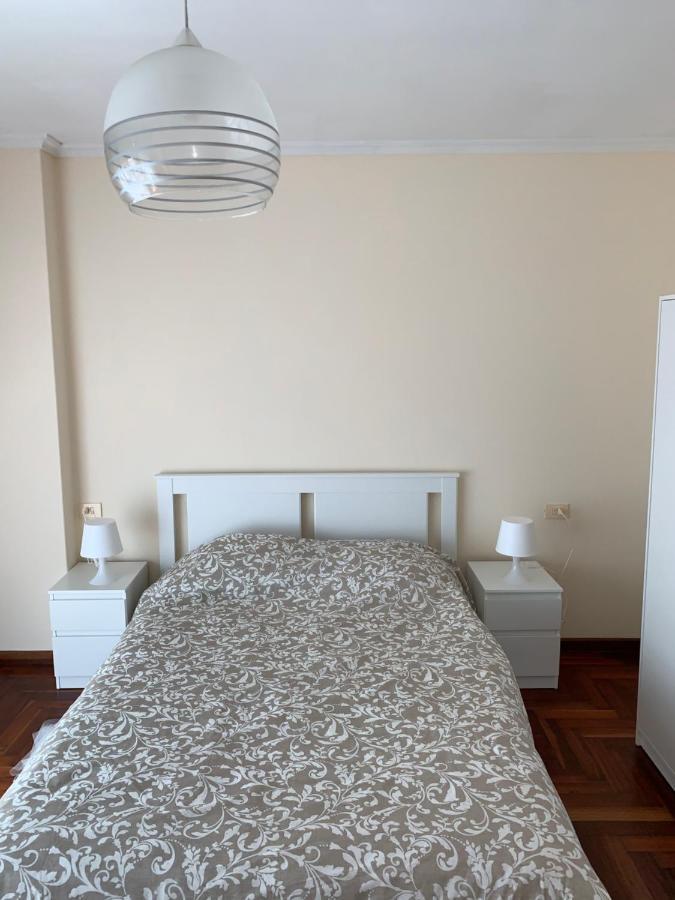 Piso En El Malecon De Riveira Con Vistas A Rias Baixas. Ideal Familias. 140m Apartment *